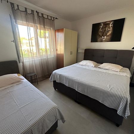 Apartments Iva 파코스탄 외부 사진