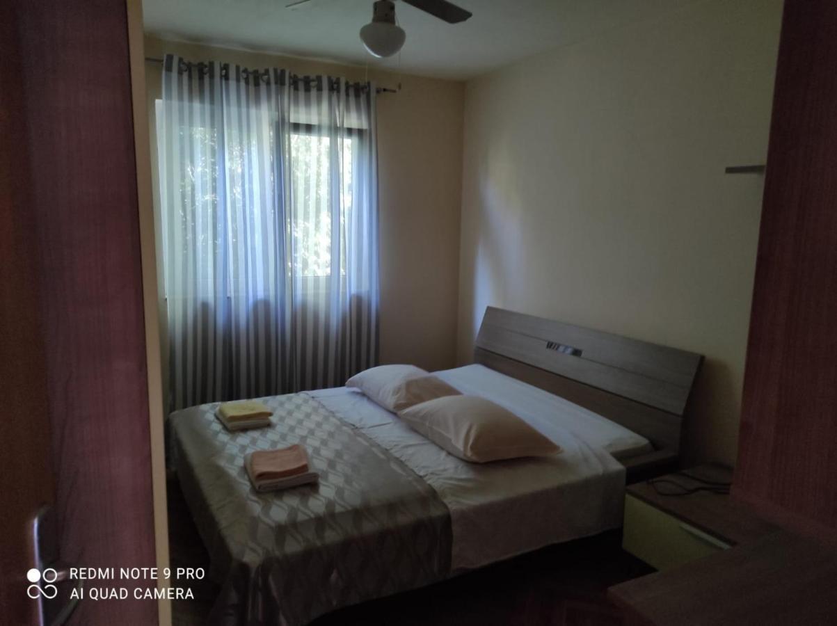 Apartments Iva 파코스탄 외부 사진