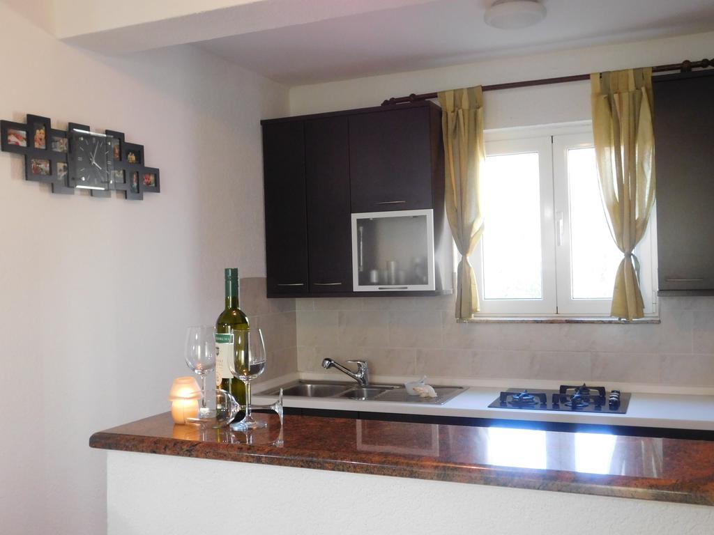 Apartments Iva 파코스탄 외부 사진